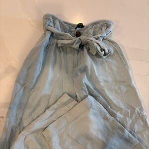 Aeropostale Light Blue High Waisted Light Jeans